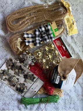 TIME TO GET CRAFTY Holiday Craft Bundle